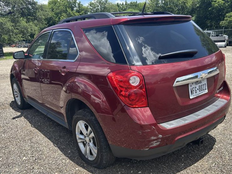 2012-chevrolet-equinox-lt-image-8