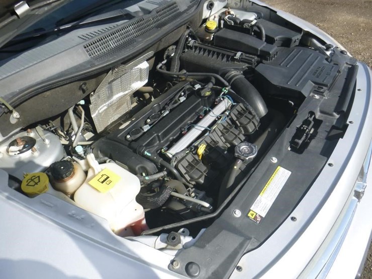 2010-dodge-caliber-image-11