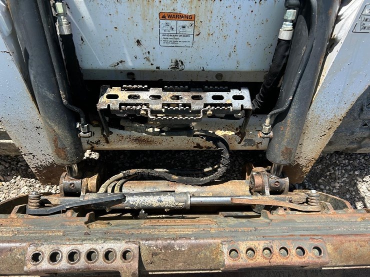 2022-bobcat-t770-image-10