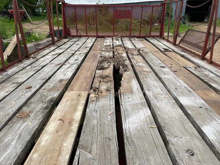 #228-•-h+s-hay-wagon-(ringle,-wi)-image-6