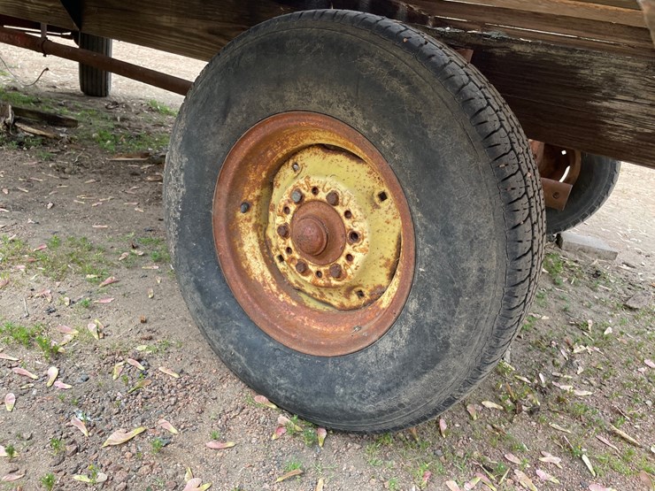 #228-•-h+s-hay-wagon-(ringle,-wi)-image-7