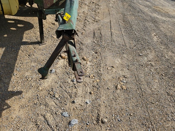 john-deere-24t-image-9