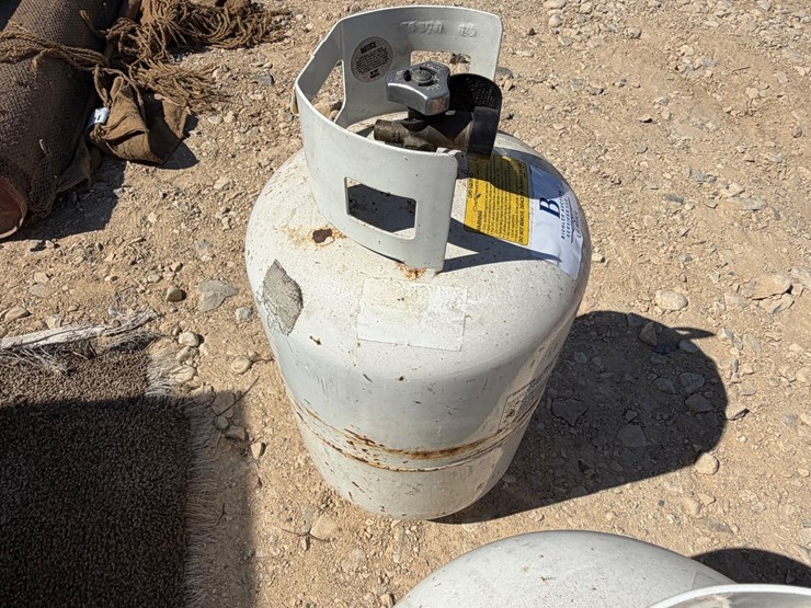#5506-•-propane-tank-image-3