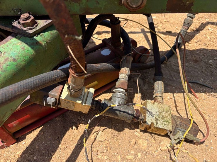 john-deere-8000-image-18