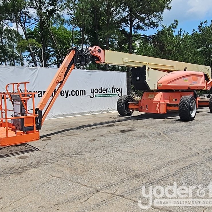 2016 JLG 1250AJP