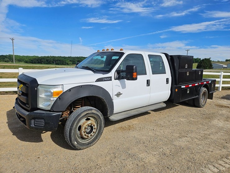 2012-ford-f550-image-1