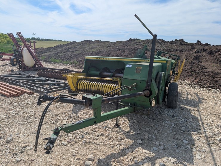 john-deere-327-image-1