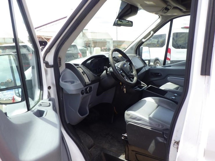 2018-ford-transit-image-5