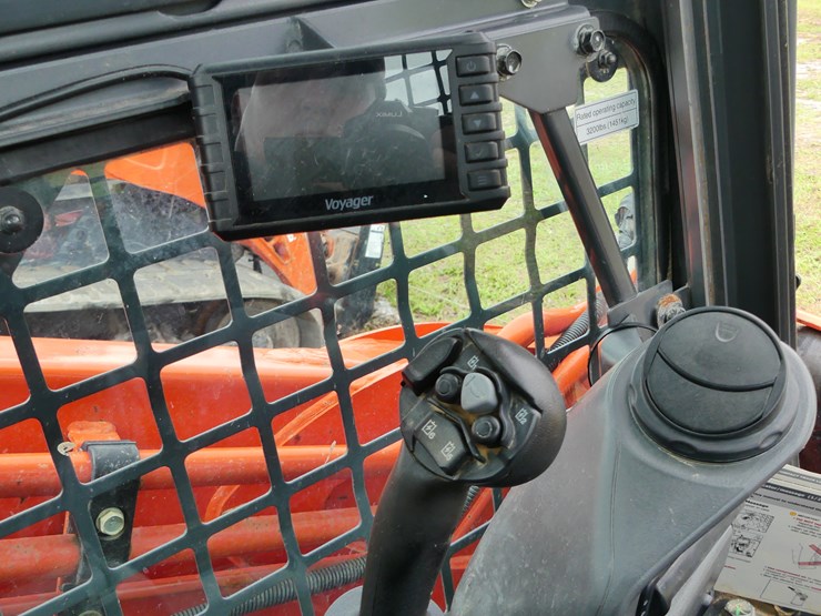 2024-kubota-svl97-2-image-12