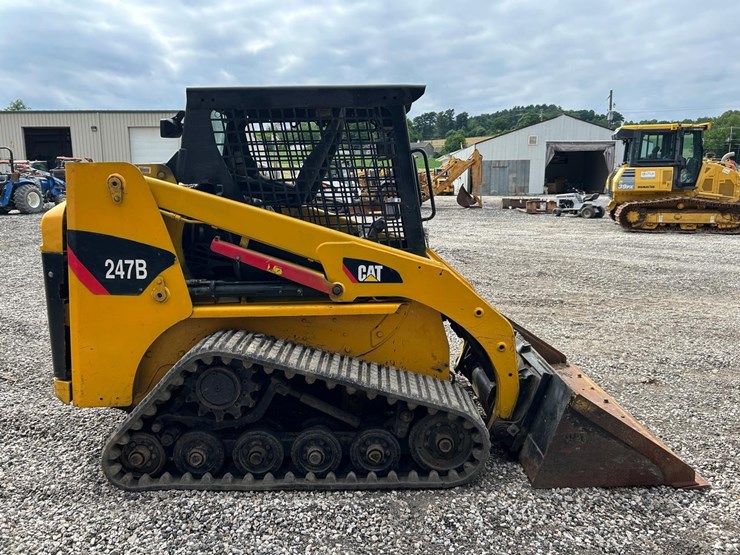 caterpillar-247b-image-5