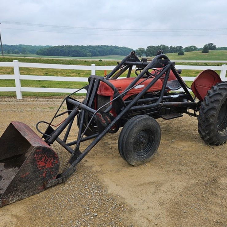FORD 8N