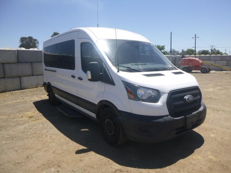 2020-ford-transit-image-3
