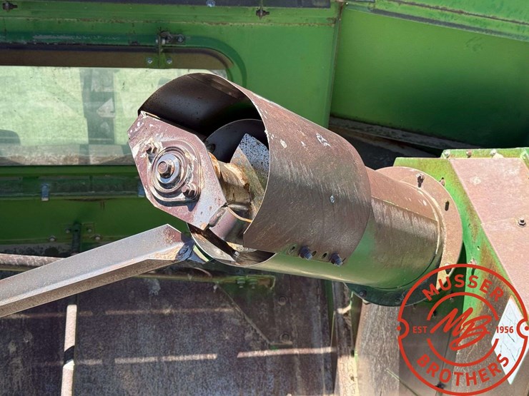1992-john-deere-9500-image-25