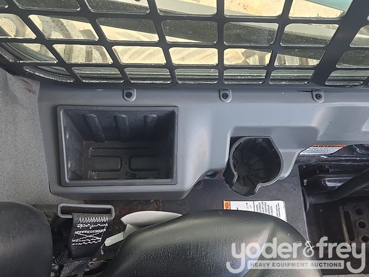 2018-bobcat-s590-image-38