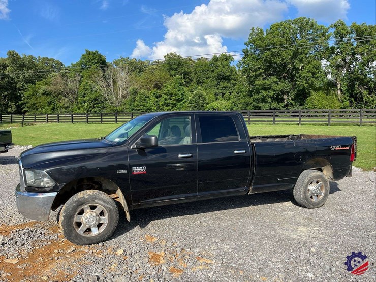 2011-dodge-ram-2500-image-1
