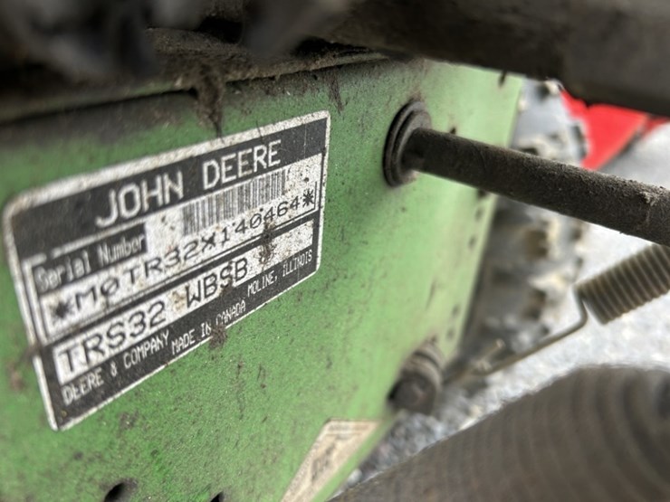 1995-john-deere-trs32-walk-behind-snow-blower-image-6