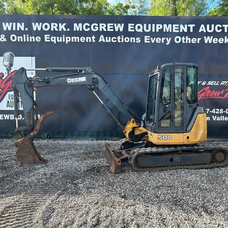 DEERE 50D
