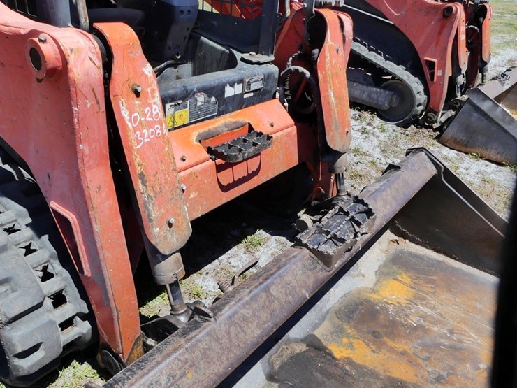 2019-kubota-svl75-2-image-4