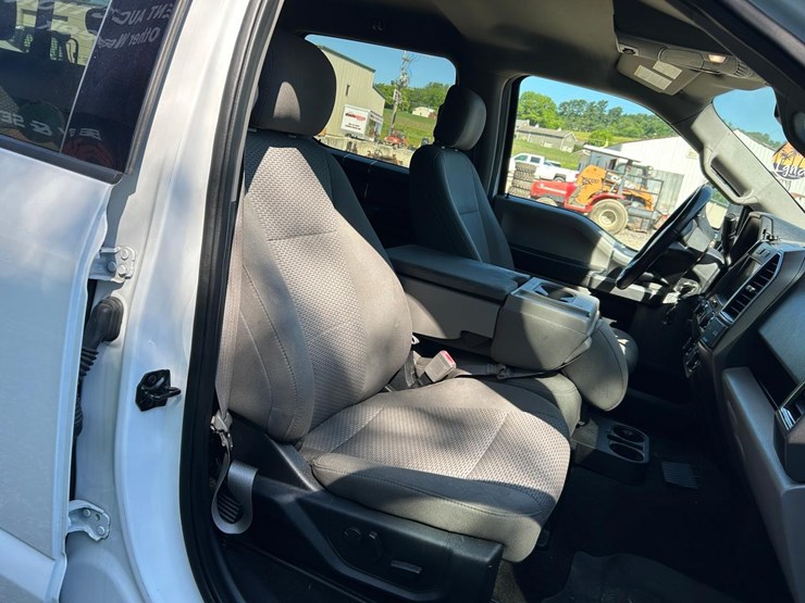 2019-ford-f150-image-12
