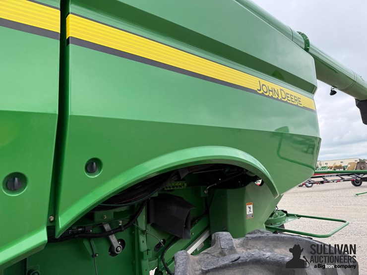 2013-john-deere-s680-image-18