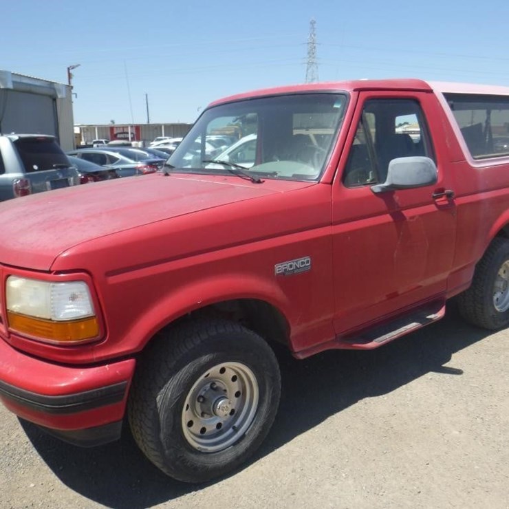 1995 FORD BRONCO