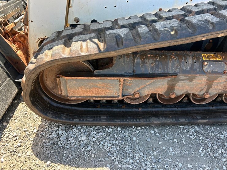 2021-bobcat-t770-image-17