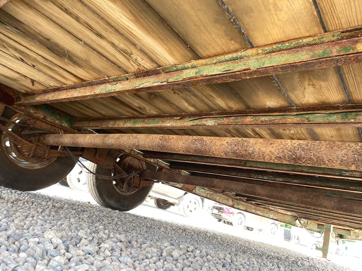 #452-•-2018-load-trail-20'-tandem-axle-trailer-20'-flatbed-trailer-(has-mn-title)-(helenville,wi)-image-21