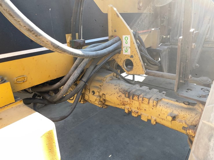 caterpillar-th62-image-21