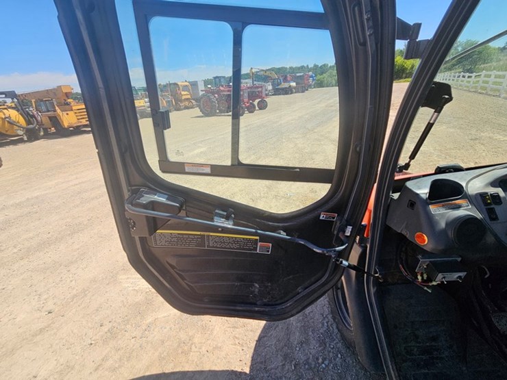 kubota-rtv1100-image-23
