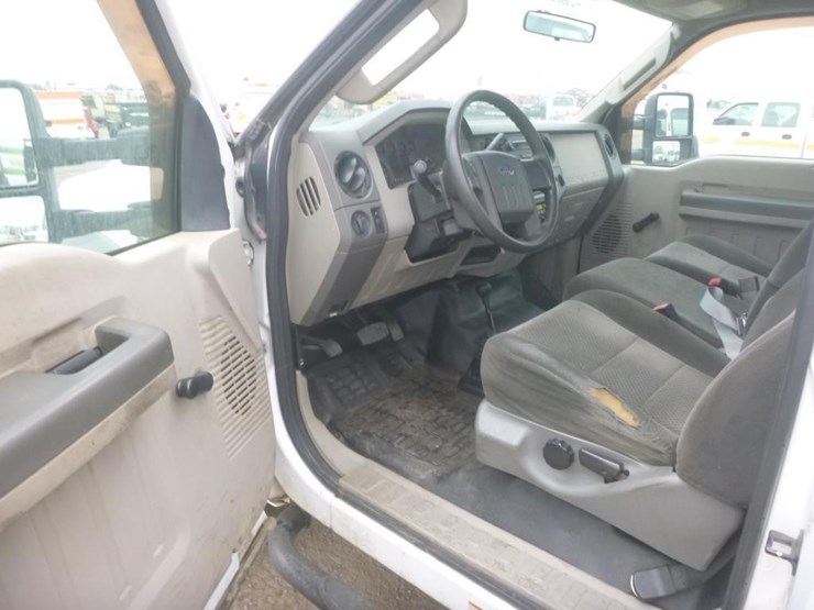 2009-ford-f450-image-8