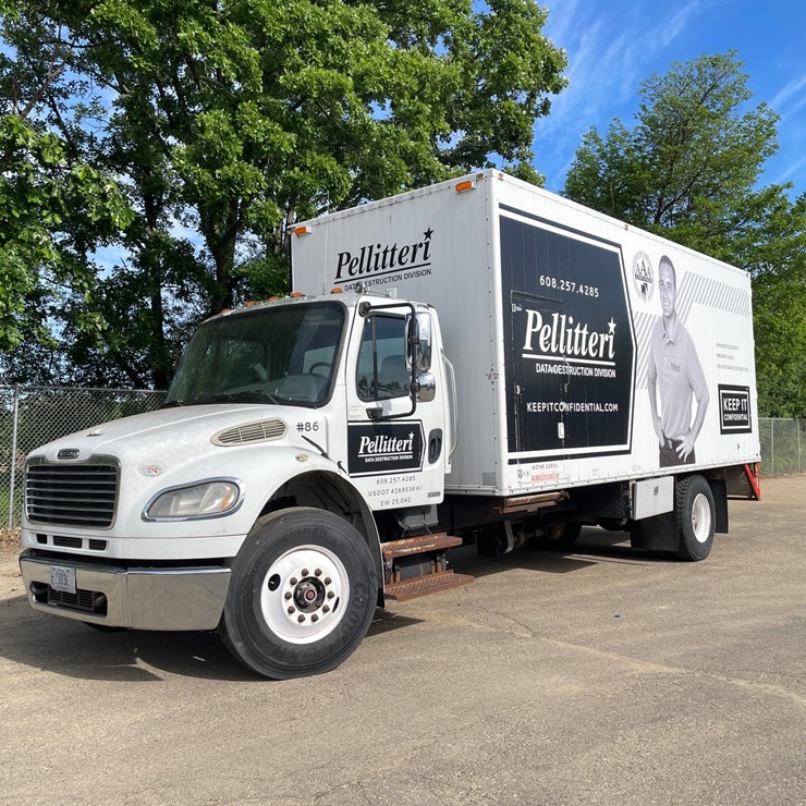 #312 • 2011 Freightliner Shred Fast Box Truck (WI Title) (Monona, WI)