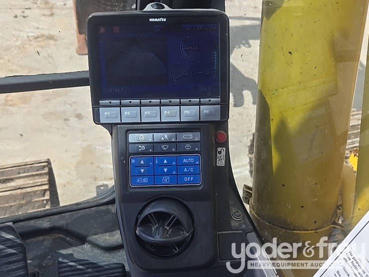 2017-komatsu-pc210-lc-11-image-61