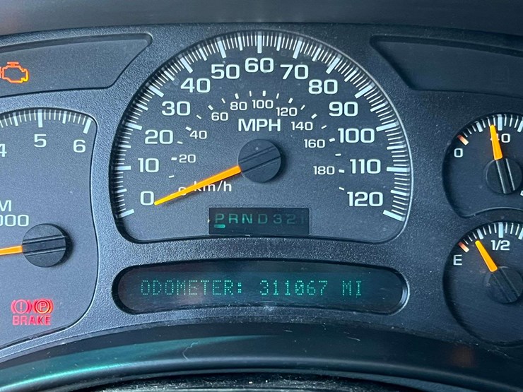 2005-gmc-yukon-slt-image-37