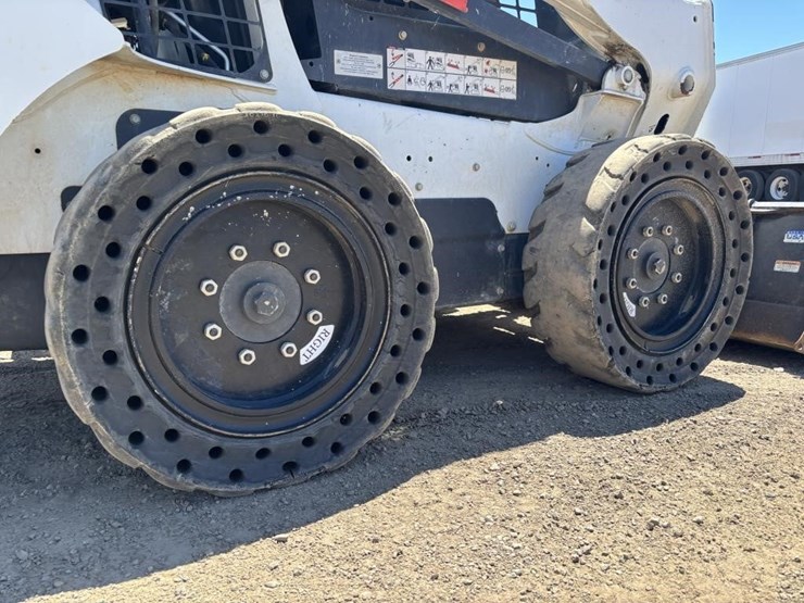 2021-bobcat-s590-image-18