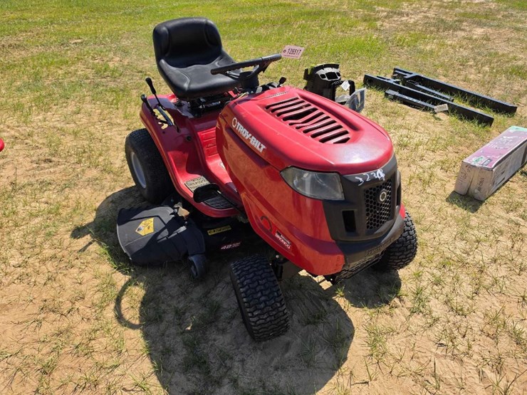 troy-bilt-bronco-image-1
