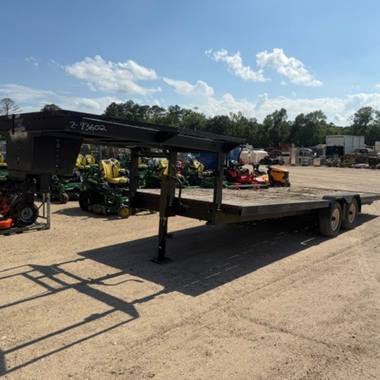 2018 CUSTOM TRAILER