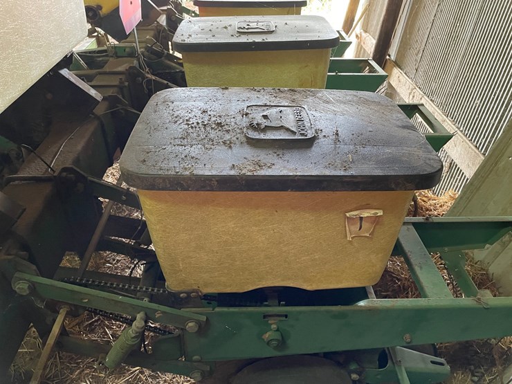 john-deere-7000-image-33