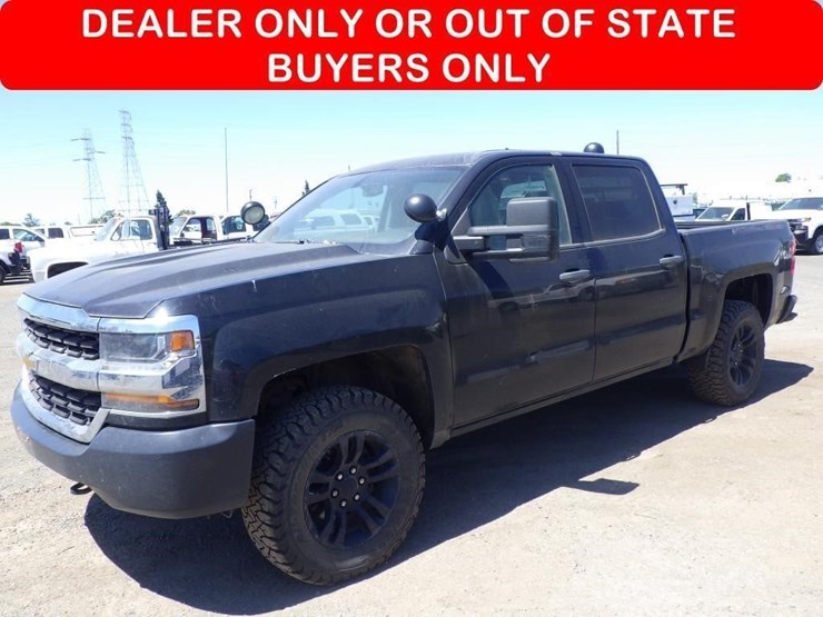 2017-chevrolet-1500-image-1