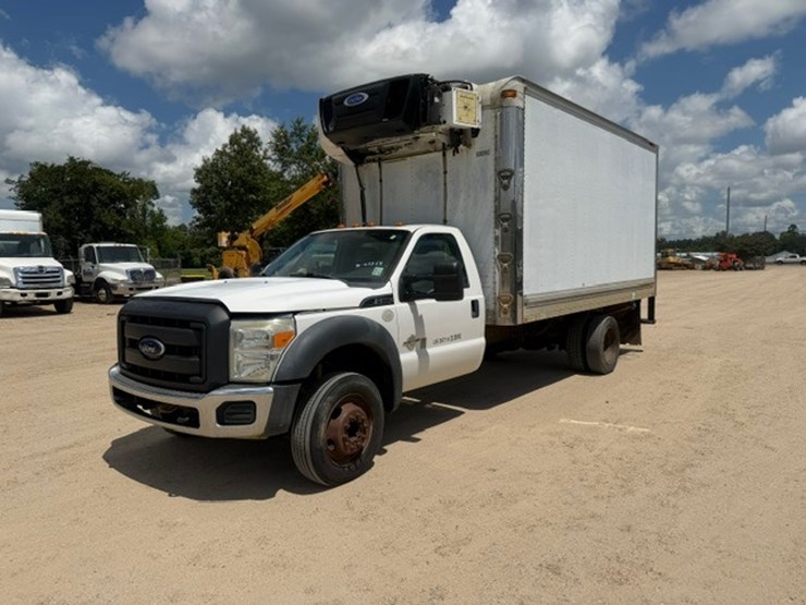 2013-ford-f550-image-1