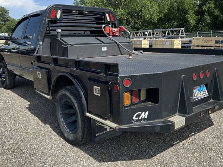 2004-dodge-ram-3500-image-7