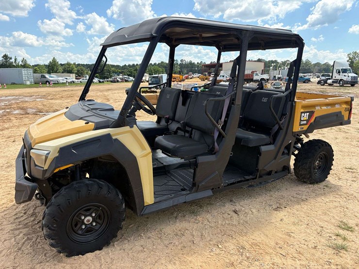 2016-caterpillar-cuv85-5-passenger-4x4-utv-w/-dump-bed-image-1