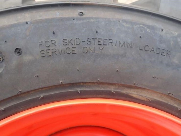 qty-of-(4)-solid-tire(s)-&-rim(s)-image-9