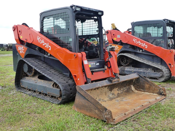 2024-kubota-svl97-2-image-3