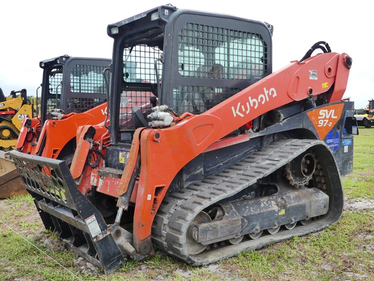 2022-kubota-svl97-2-image-1