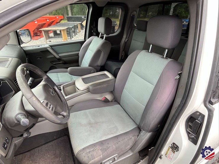 2004-nissan-titan-image-45