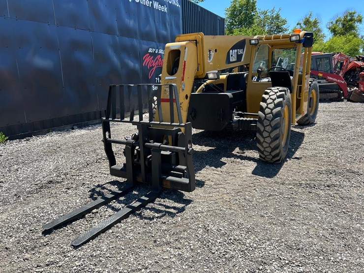 caterpillar-tl943-image-8