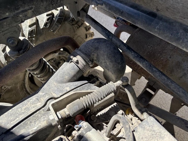 2014-kawasaki-mule-610-xc-image-26