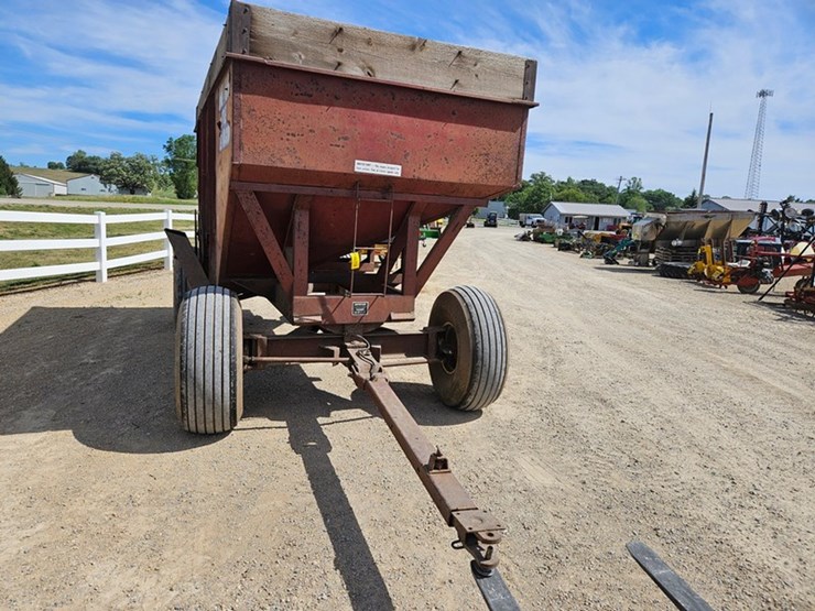 m&w-little-red-wagon-image-8