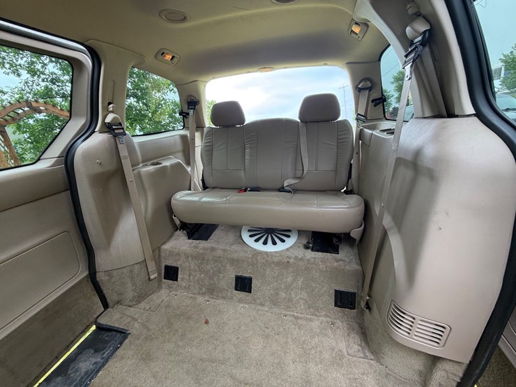 2001-ford-windstar-image-14