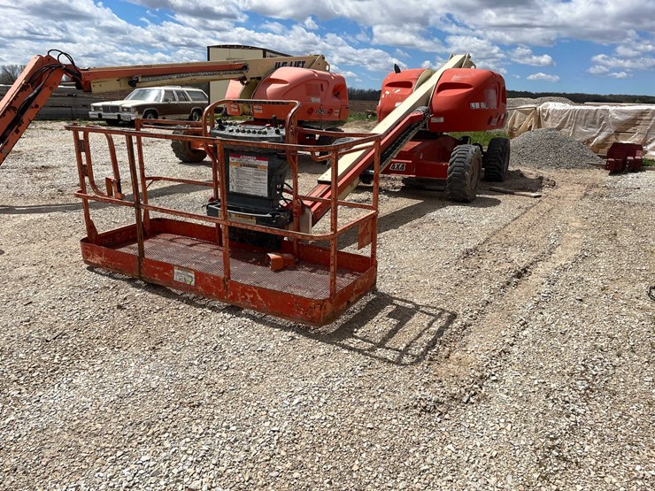 jlg-400s-image-29